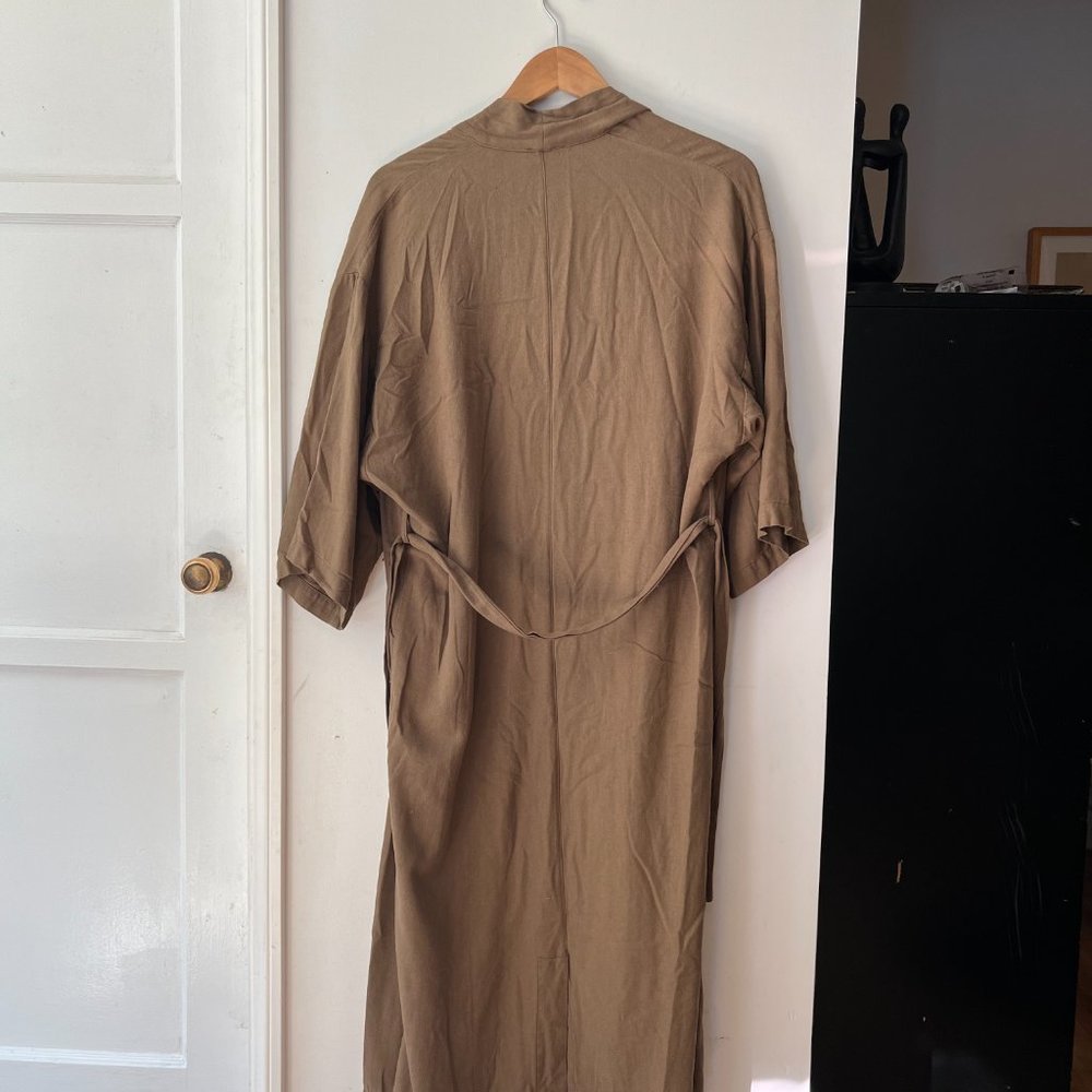 OZMA Tan Robe - Picture 7 of 7